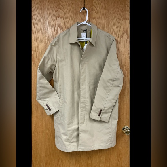 GAP Men's Beige Trench Coat